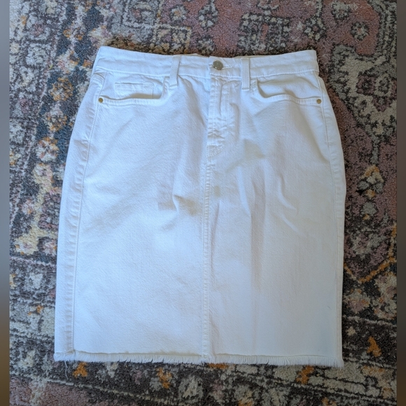 Jen 7 7 For All Mankind Mini White Pencil Skirt Size 4 Stretchy Denim - Picture 1 of 8